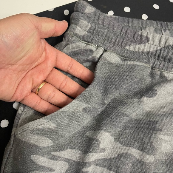 NWT Maurices Size 3 Camo Print Terry Cloth Skirt - Picture 11 of 11